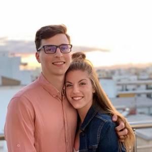 Meet your Posher, Harmony